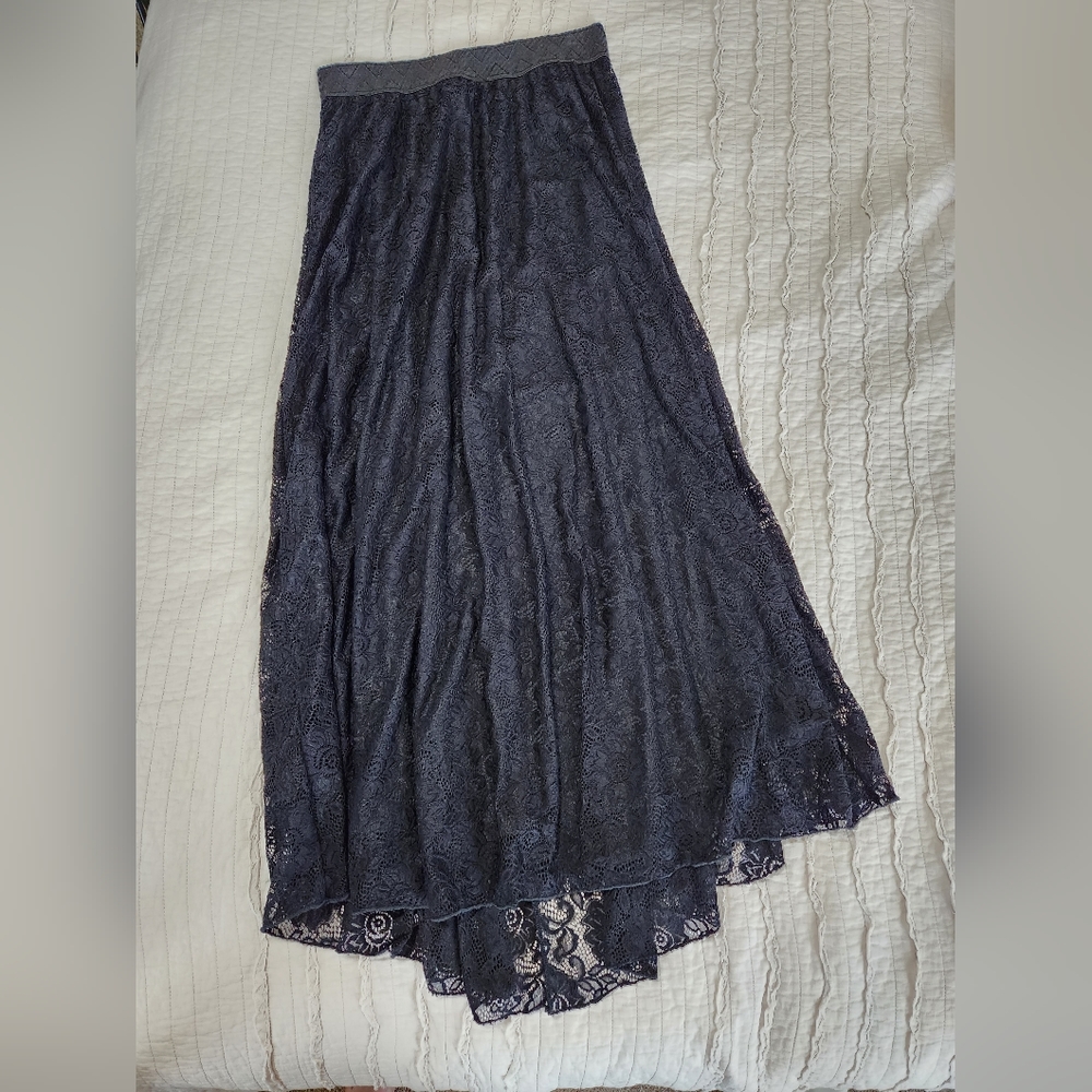 LuLaRoe Women's Maxi Lace Skirt in Size Small, Black